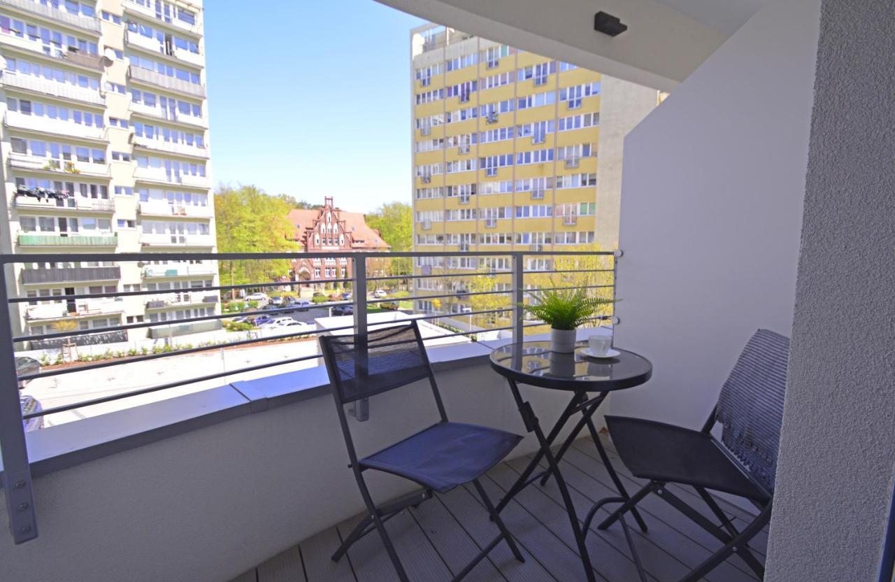 Apartamenty Bryza - Osiedle Sun Towers 38-39, Parking W Garazu Świnoujście Exterior foto